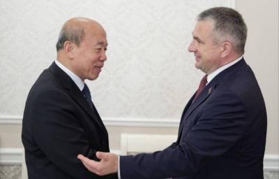 Председатель облисполкома Иван Крупко встретился с послом Китая