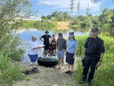 Прокуратура Добрушского района совместно с сотрудниками ГАИ проверила соблюдение природоохранного законодательства автомобилистами райцентра