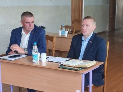 На базе ГУО «Утевская средняя школа&quot; состоялась открытая диалоговая площадка &quot;Беларусь Единая», посвящённая актуальным вопросам молодёжной политики, развития регионов и единства белорусского общества