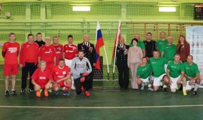 6:3 в пользу &quot;Ипути&quot;: команда ветеранов футбола из Добруша провела товарищескую встречу со спортсменами из российского Стародуба
