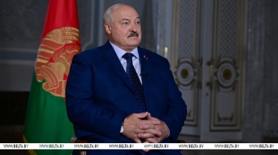 Lukashenko recalls prophesy: Time will come for us to stand back to back and shoot back